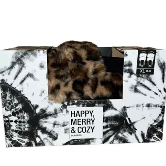 Jenni Leopard Print Slippers..put some SWAG in your comfort 😎 MADE FOR MACYS - Picture 10 of 11